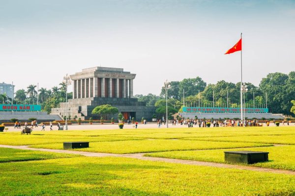 Ho Chi Minh Mausoleum 6 Jenny Vietnam Travel