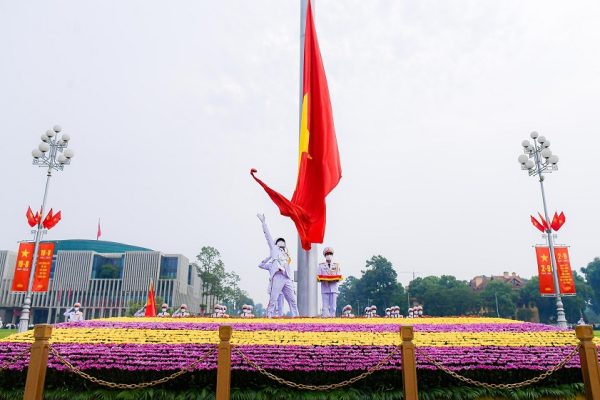 Ho Chi Minh Mausoleum 7 Jenny Vietnam Travel